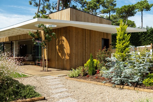 Colares Sintra House / Sabrab Colares Sintra House / Sabrab - Exterior Photography, Wood, Garden