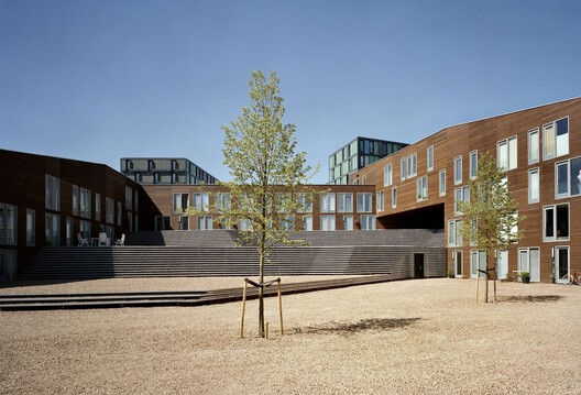 Inherited Ground: Designing Houses on Contaminated Land Inherited Ground: Designing Houses on Contaminated Land - Image 14 of 22