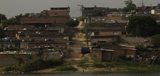 Inherited Ground: Designing Houses on Contaminated Land Inherited Ground: Designing Houses on Contaminated Land - Image 2 of 22