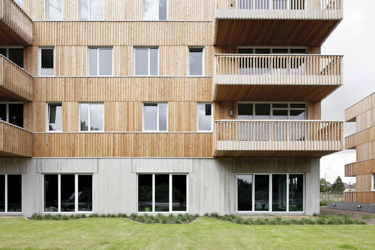 Inherited Ground: Designing Houses on Contaminated Land Inherited Ground: Designing Houses on Contaminated Land - Image 9 of 22