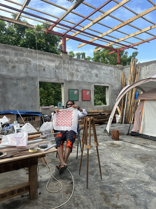 Process as Practice: Building with Reclaimed Materials on Tarkwa Bay, Lagos - Image 11 of 18