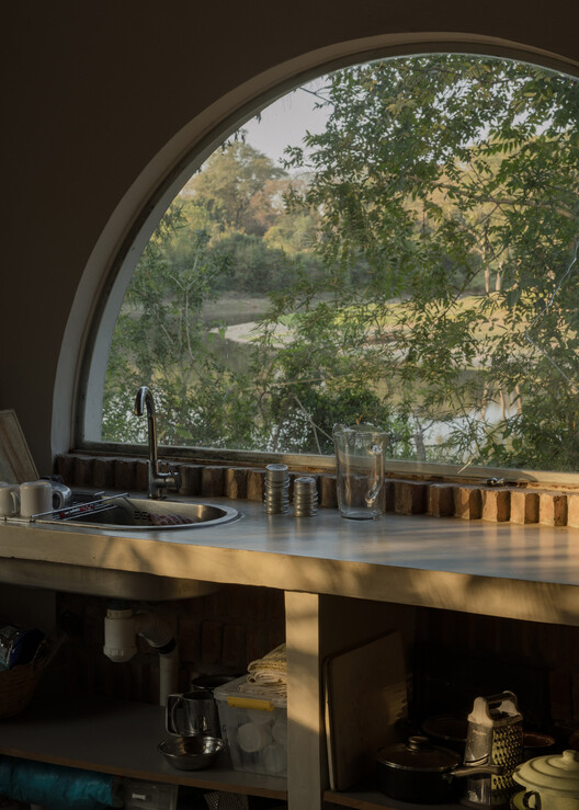 Casa Canal / Este Norte Estudio Casa Canal / Este Norte Estudio - Exterior Photography, Wood, Countertop, Lighting, Kitchen, Sink, Glass