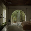 Casa Canal / Este Norte Estudio - Interior Photography, Bedroom, Wood, Lighting, Chair, Glass