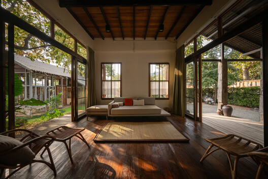 Villa Sanlomjoy / Yangnar Studio Villa Sanlomjoy / Yangnar Studio - Interior Photography, Wood, Lighting, Beam, Chair