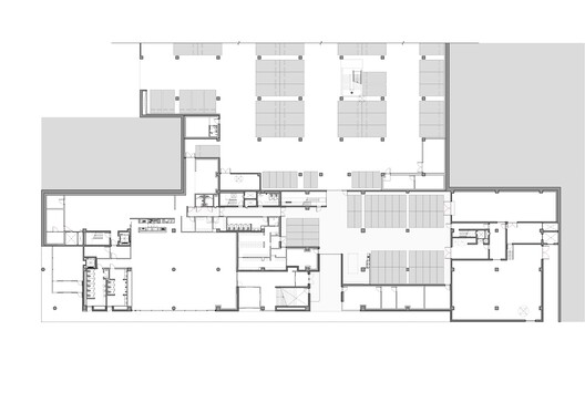 Creasvalley CC Clubhouse / LJL Architects Creasvalley CC Clubhouse / LJL Architects - Image 30 of 35