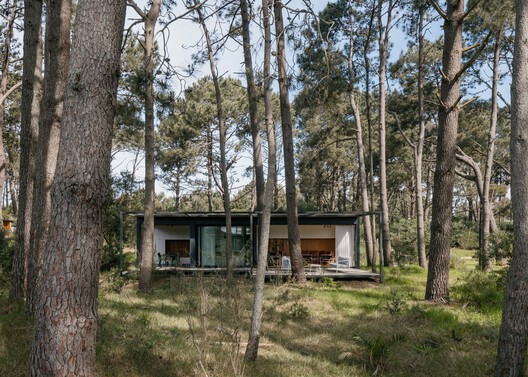 Anja House / iHouse estudio Anja House / iHouse estudio - Exterior Photography, Wood