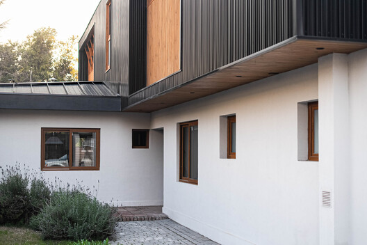 Vivienda Espiga / Grupo Primitivo Vivienda Espiga / Grupo Primitivo - Fotografía exterior, Madera, Concreto