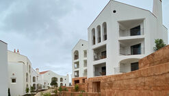 Ombria Hotel and Apartments Loulé / PROMONTORIO