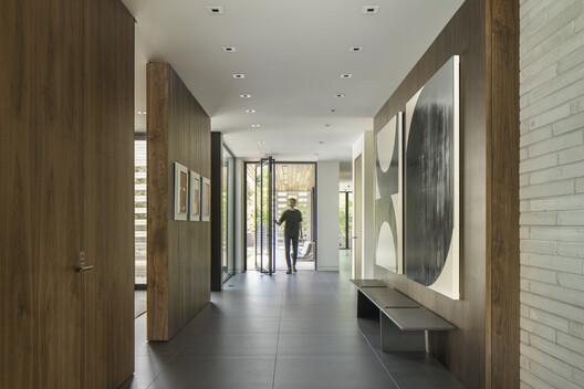 Parkside Villa / Studio B Architecture + Interiors Parkside Villa / Studio B Architecture + Interiors - Interior Photography, Wood, Door, Glass