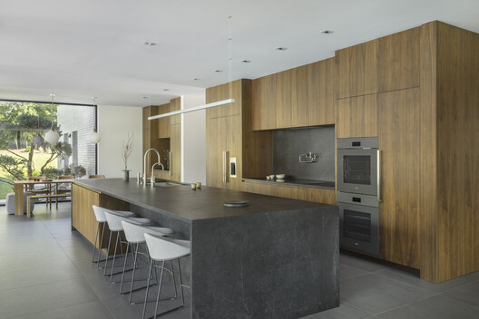 Parkside Villa / Studio B Architecture + Interiors Parkside Villa / Studio B Architecture + Interiors - Interior Photography, Kitchen, Countertop, Wood, Lighting, Chair