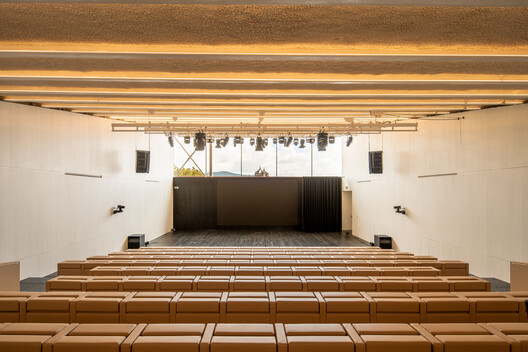 MUZEU – Thought and Contemporary Art / Carvalho Araújo - Image 7 of 25