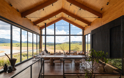 Dam House / 24 7 Arquitetura - Interior Photography, Kitchen, Beam