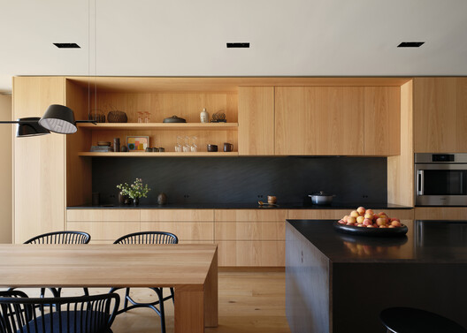 Mr. Belvedere House / Linework Architecture Mr. Belvedere House / Linework Architecture - Interior Photography, Kitchen, Wood, Countertop