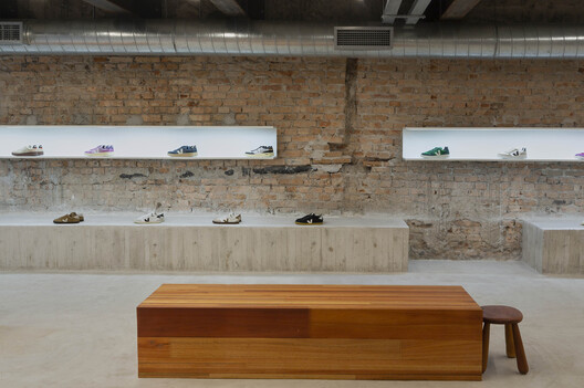Veja São Paulo Store / Roberto Somlo Arquitetura Veja São Paulo Store / Roberto Somlo Arquitetura - Interior Photography
