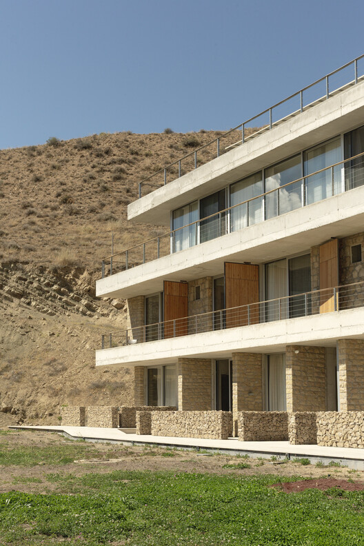 Lele Hotel / The Lab Evn - Exterior Photography