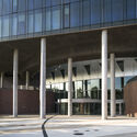 Palacio de Justicia de Lille / OMA - Fotografía exterior, Tribunales Y Juzgados, Pilares