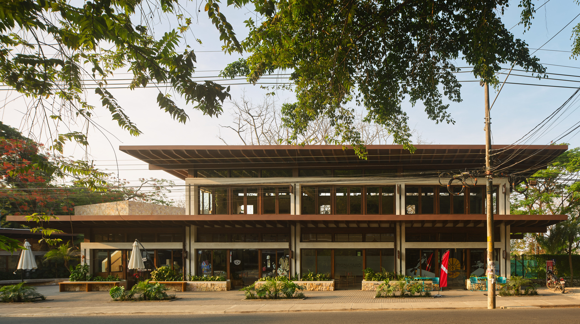 Plaza Pochote Commercial Center / FAMM Arquitectura