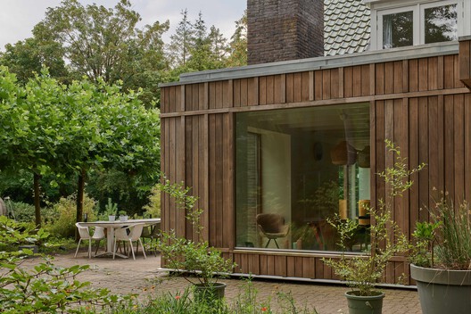 Family home Eemnes / Kumiki Family home Eemnes / Kumiki - Exterior Photography, Wood, Garden