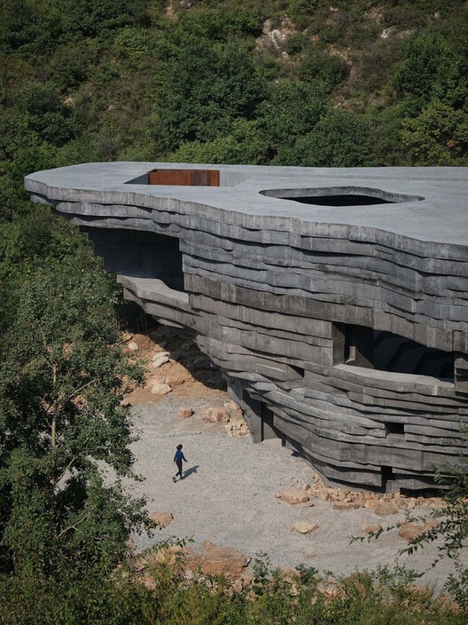 A Forma Segue a Formação: Como a arquitetura trabalha com formas geológicas A Forma Segue a Formação: Como a arquitetura trabalha com formas geológicas - Imagem 20 de 28