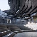 La forma sigue a la formación: cómo la arquitectura trabaja con las formas geológicas - Image 1 of 4