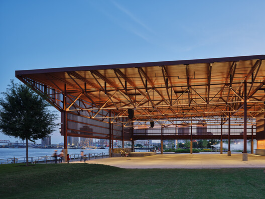 Goldring Woldenberg Riverfront Park / Eskew+Dumez+Ripple Goldring Woldenberg Riverfront Park / Eskew+Dumez+Ripple - Image 20 of 26