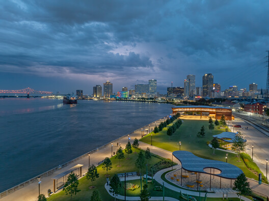Goldring Woldenberg Riverfront Park / Eskew+Dumez+Ripple Goldring Woldenberg Riverfront Park / Eskew+Dumez+Ripple - Image 21 of 26