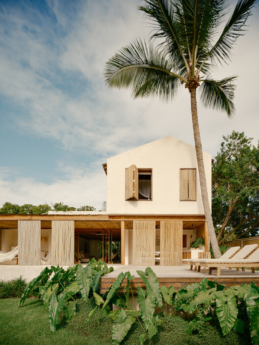 Bahia House / Patricia Martinez Arquitetura Bahia House / Patricia Martinez Arquitetura - Exterior Photography, Wood