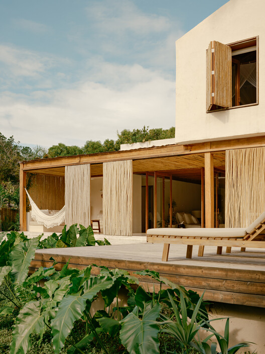 Bahia House / Patricia Martinez Arquitetura Bahia House / Patricia Martinez Arquitetura - Exterior Photography, Wood