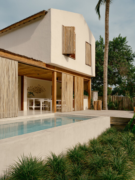 Bahia House / Patricia Martinez Arquitetura Bahia House / Patricia Martinez Arquitetura - Exterior Photography, Wood