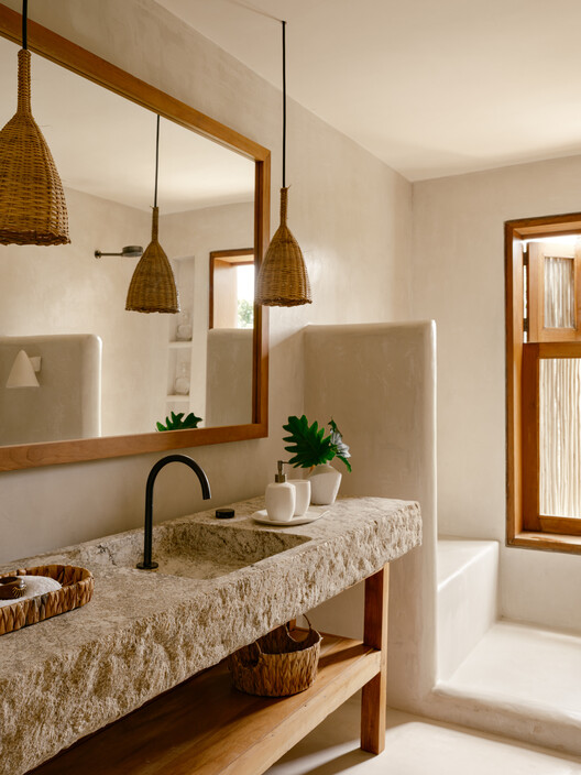 Bahia House / Patricia Martinez Arquitetura Bahia House / Patricia Martinez Arquitetura - Interior Photography, Bathroom, Sink, Countertop