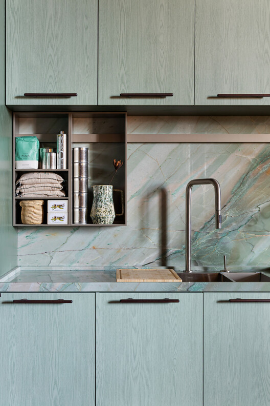 Estúdio Semibreve / Estúdio Clara Nahas - Interior Photography, Kitchen, Countertop, Wood, Glass