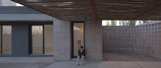 T-237 House / UNO MÁS UNO Arquitectos - Interior Photography, Concrete