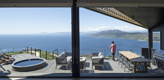 Mirador House / Rodrigo de la Cerda Arquitecto Mirador House / Rodrigo de la Cerda Arquitecto - Interior Photography, Coast, Balcony, Deck