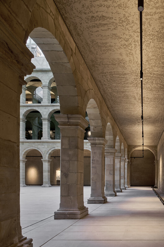 Basque Museum Bilbao / VAILLO + ARCHITECTS Basque Museum Bilbao / VAILLO + ARCHITECTS - Interior Photography, Arch, Column, Arcade, Concrete