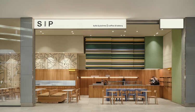 SIP Coffee and Bakery / movs studio - Coffee Shop Interiors