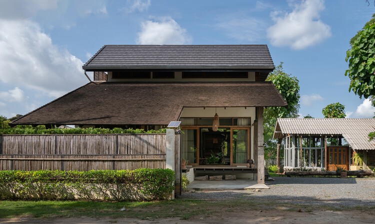 Villa Sanlomjoy / Yangnar Studio - Exterior Photography, Houses