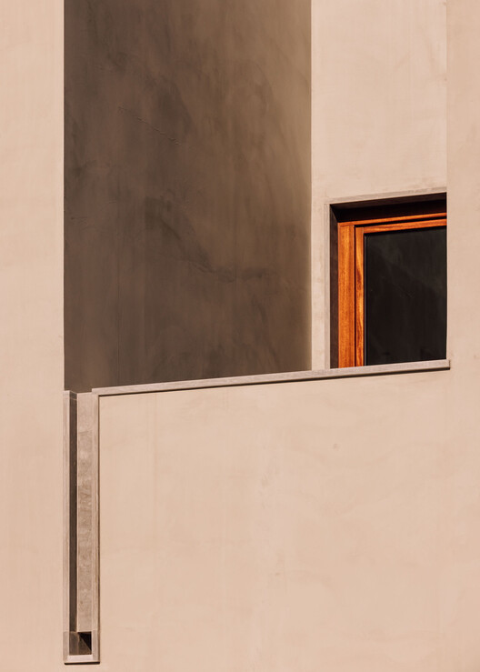 Poliedro I House / Volume Architecture Lisbon Studio Poliedro I House / Volume Architecture Lisbon Studio - Image 9 of 38