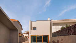 Poliedro I House / Volume Architecture Lisbon Studio