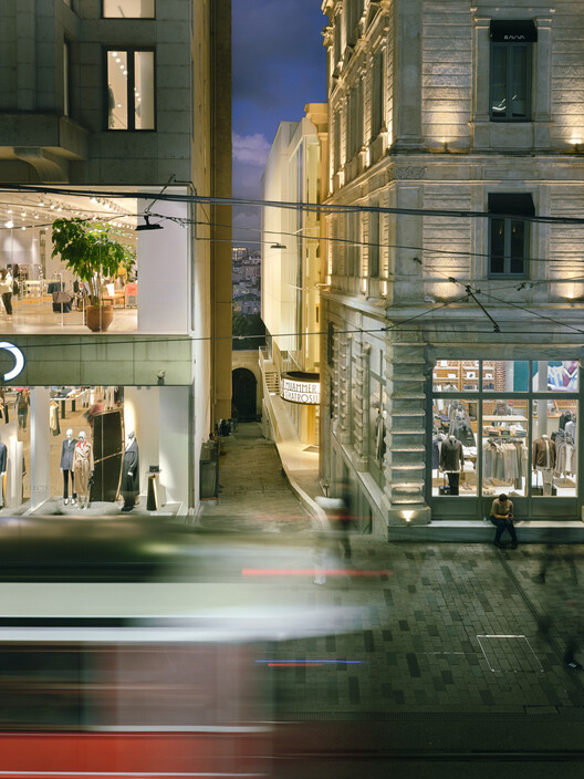 Muammer Karaca Theatre Refurbishment / Novos Studio Muammer Karaca Theatre Refurbishment / Novos Studio - Exterior Photography