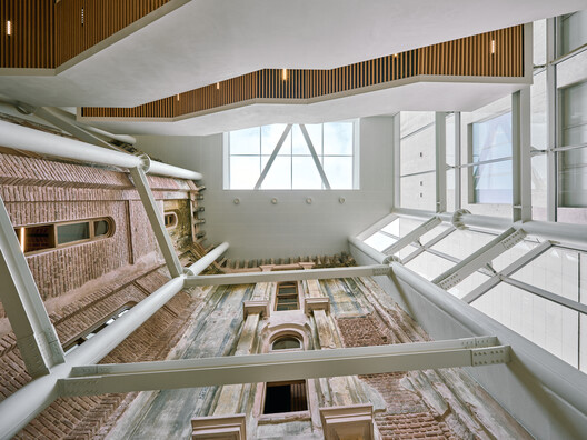 Muammer Karaca Theatre Refurbishment / Novos Studio Muammer Karaca Theatre Refurbishment / Novos Studio - Interior Photography, Wood, Glass