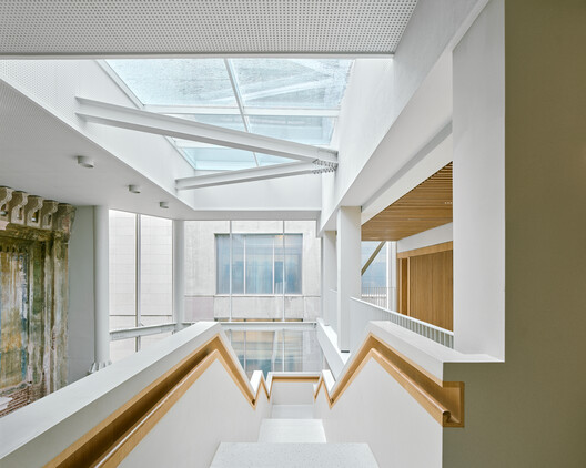 Muammer Karaca Theatre Refurbishment / Novos Studio Muammer Karaca Theatre Refurbishment / Novos Studio - Interior Photography, Wood, Glass