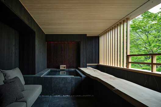 Nazuna Hakone Miyanoshita Hotel / STUDIO ALUC Nazuna Hakone Miyanoshita Hotel / STUDIO ALUC - Interior Photography, Wood, Balcony