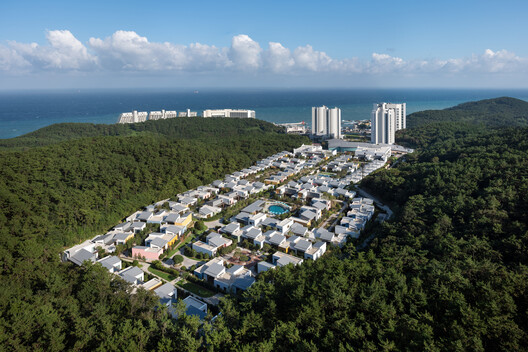 Village de Ananti / SKM Architects Village de Ananti / SKM Architects - Exterior Photography, Coast
