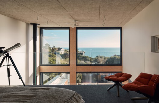 Mornington House / Foomann Architects Mornington House / Foomann Architects - Interior Photography, Bedroom, Chair