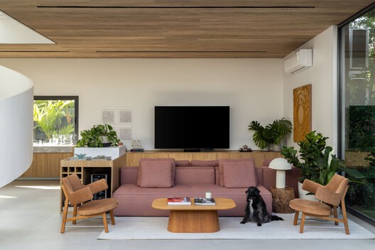 Project MMR / David Ito Arquitetura - Fotografia de Interiores, Sala de Estar, Madeira, Sofá, Mesa, Iluminação, Cadeira