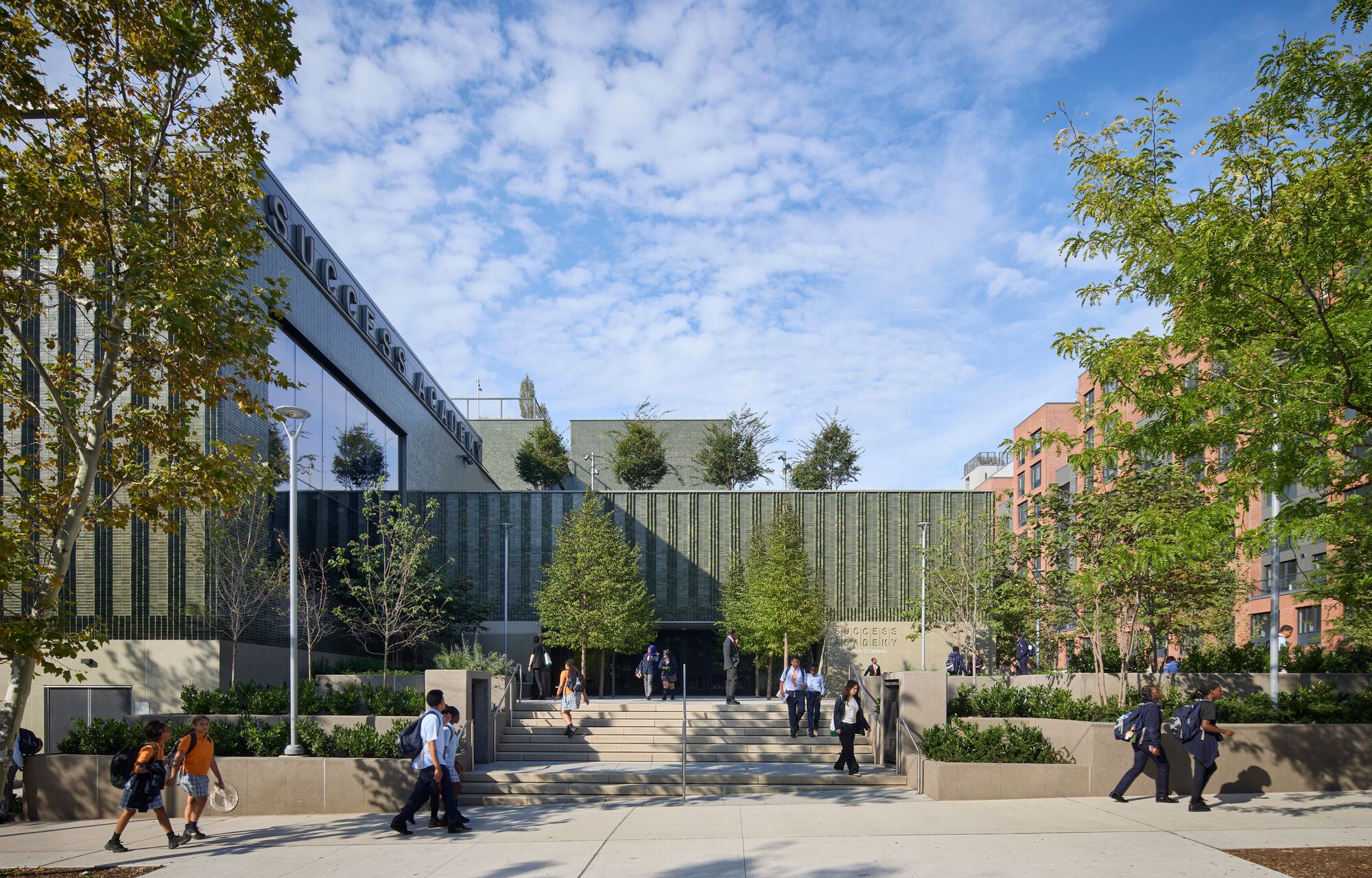 Success Academy Bronx K–12 Campus / SOM