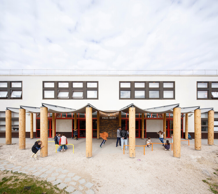 Simple Structures, Multiple Uses: Rethinking the Schoolyard and Its Canopy / 127af - Exterior Photography, Small Scale