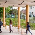 Simple Structures, Multiple Uses: Rethinking the Schoolyard and Its Canopy / 127af - Interior Photography, Small Scale