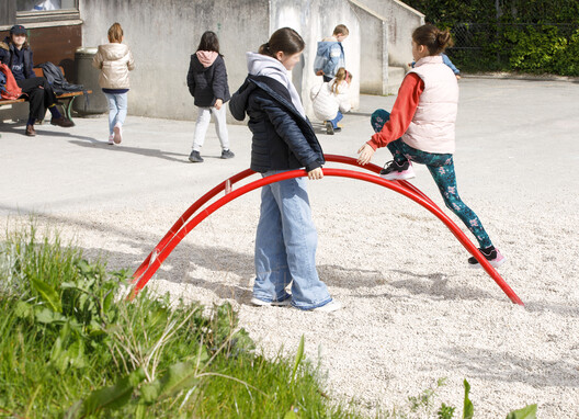 Simple Structures, Multiple Uses: Rethinking the Schoolyard and Its Canopy / 127af Simple Structures, Multiple Uses: Rethinking the Schoolyard and Its Canopy / 127af - Exterior Photography