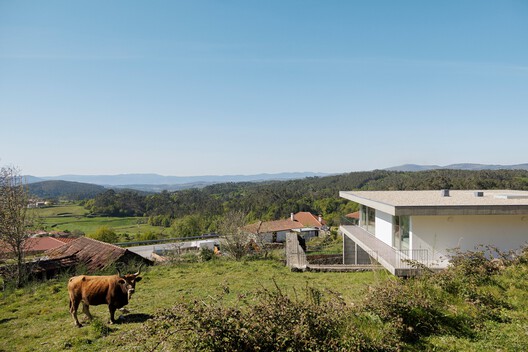 Coqueira House / Tiago Sousa Arquitecto Coqueira House / Tiago Sousa Arquitecto - Exterior Photography